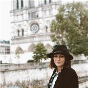 Diplomada y Graduada en Magisterio, con años de experiencia,clases particulares a domicilio desde primaria a bachiller de Castellano, Catalan e Inglés